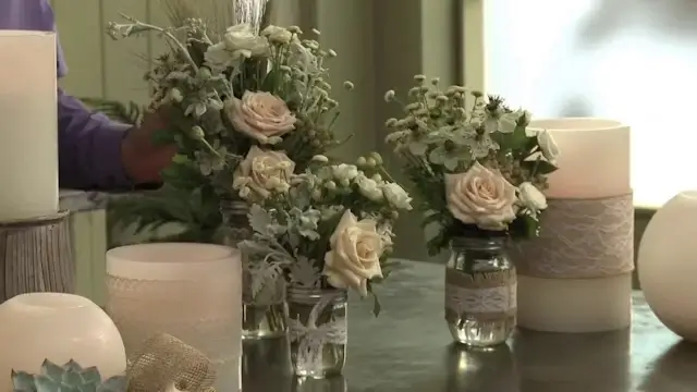 Beautiful DIY wedding mason jar arrangements