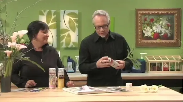 Discover how to design a personalized wedding inspiration board that helps you choose flowers, colors, and themes with confidence