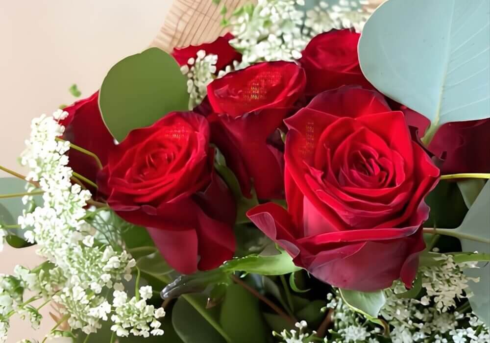 custom rose bouquet for valentine's or mothers day