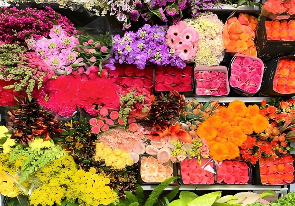 trending wholesale flowers